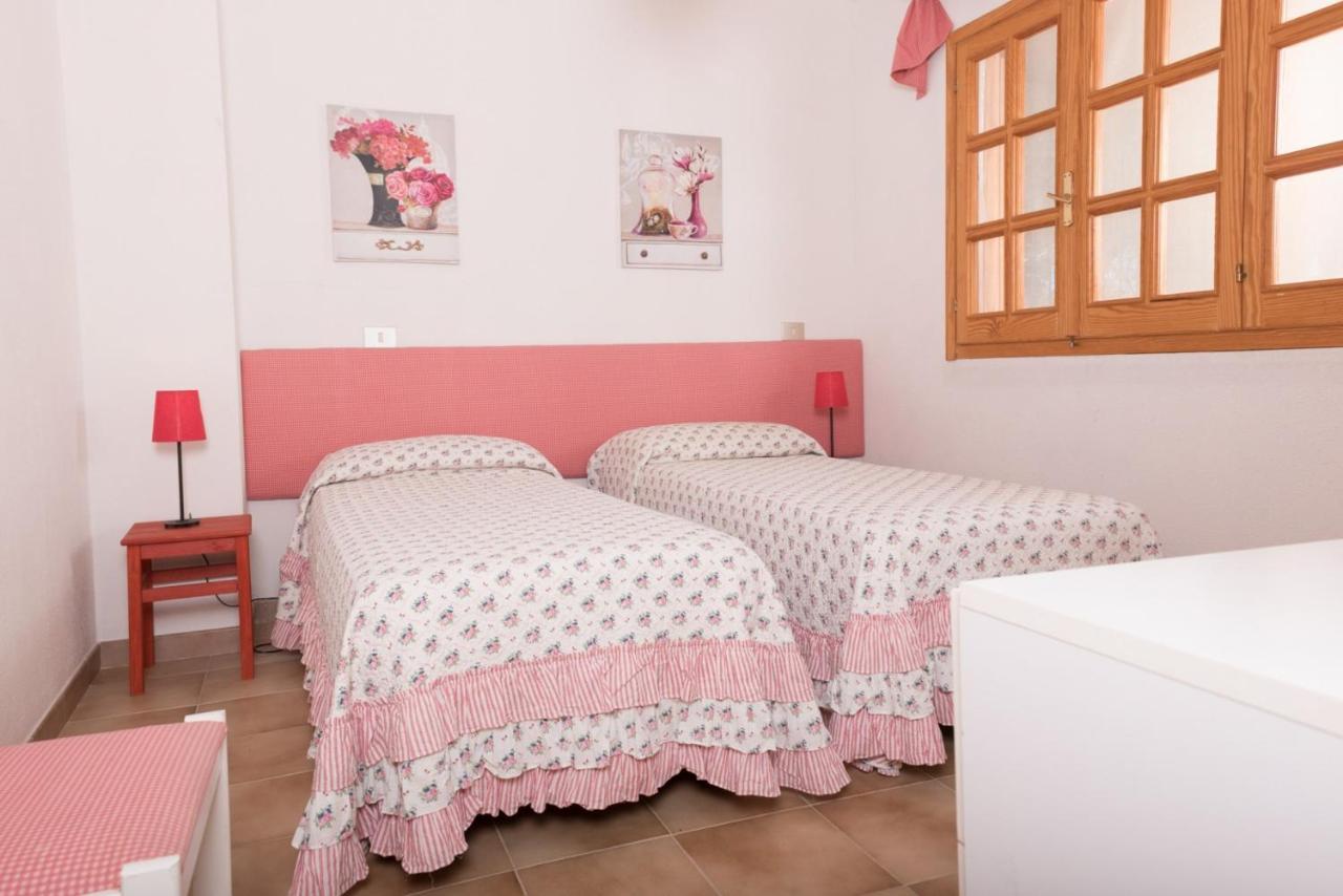 Dommos - Sunrise Apartments Cala Liberotto Exterior photo