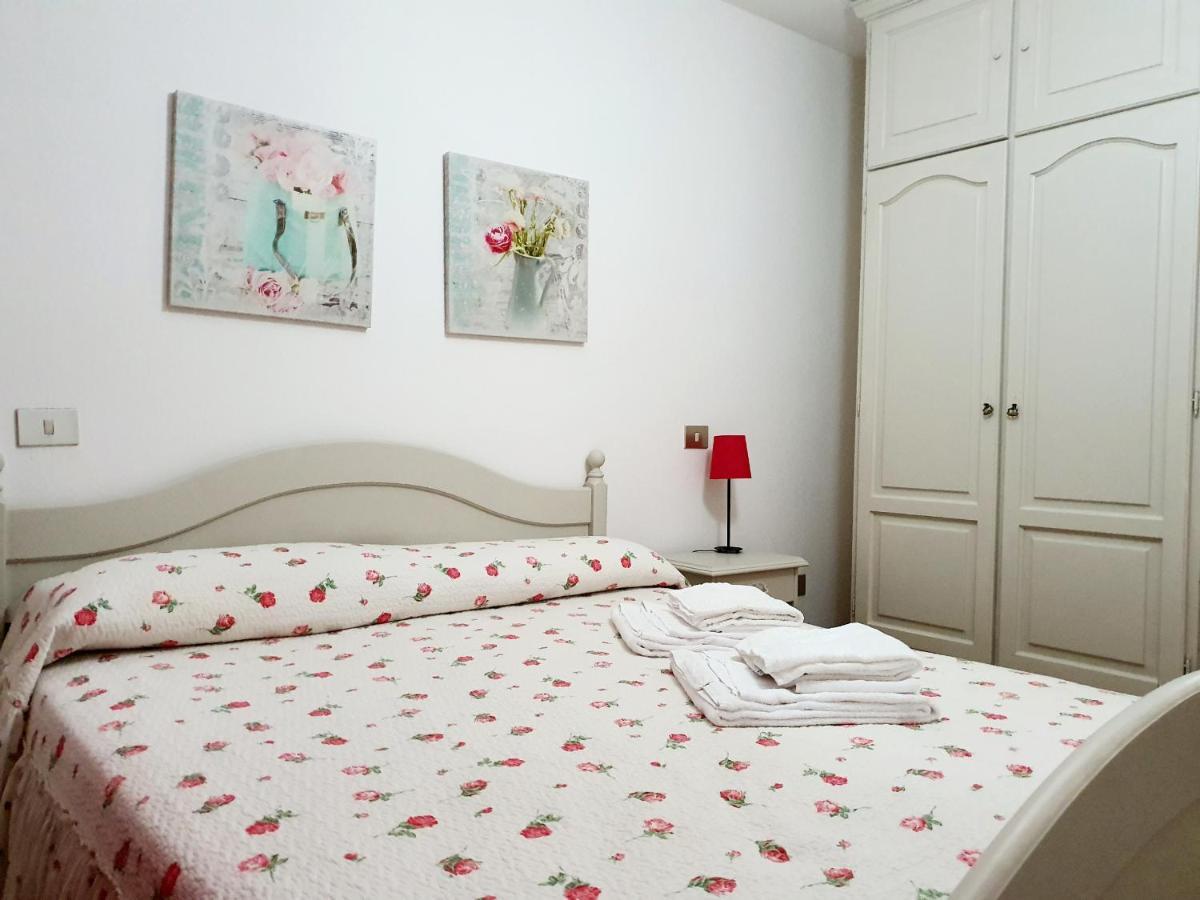 Dommos - Sunrise Apartments Cala Liberotto Exterior photo